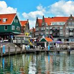 Experiencing the traditional Dutch Waterland village of Volendam