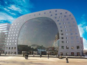Read more about the article Dutch food culture experience at Markthal Rotterdam